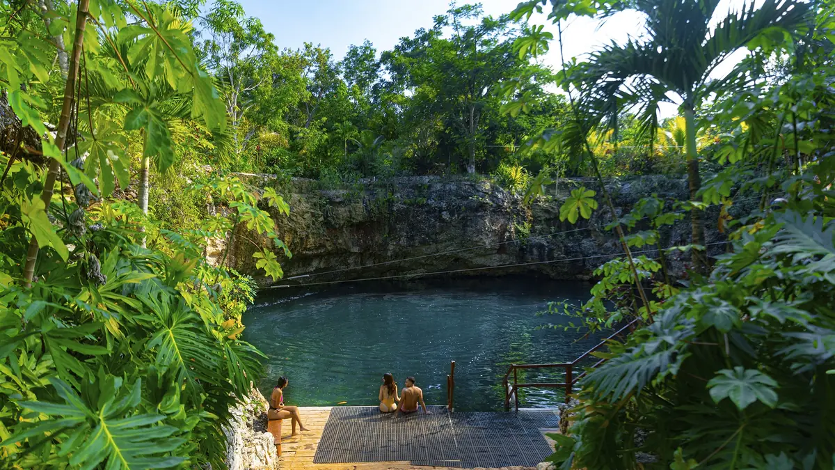 Caballos y Cenote Caverna