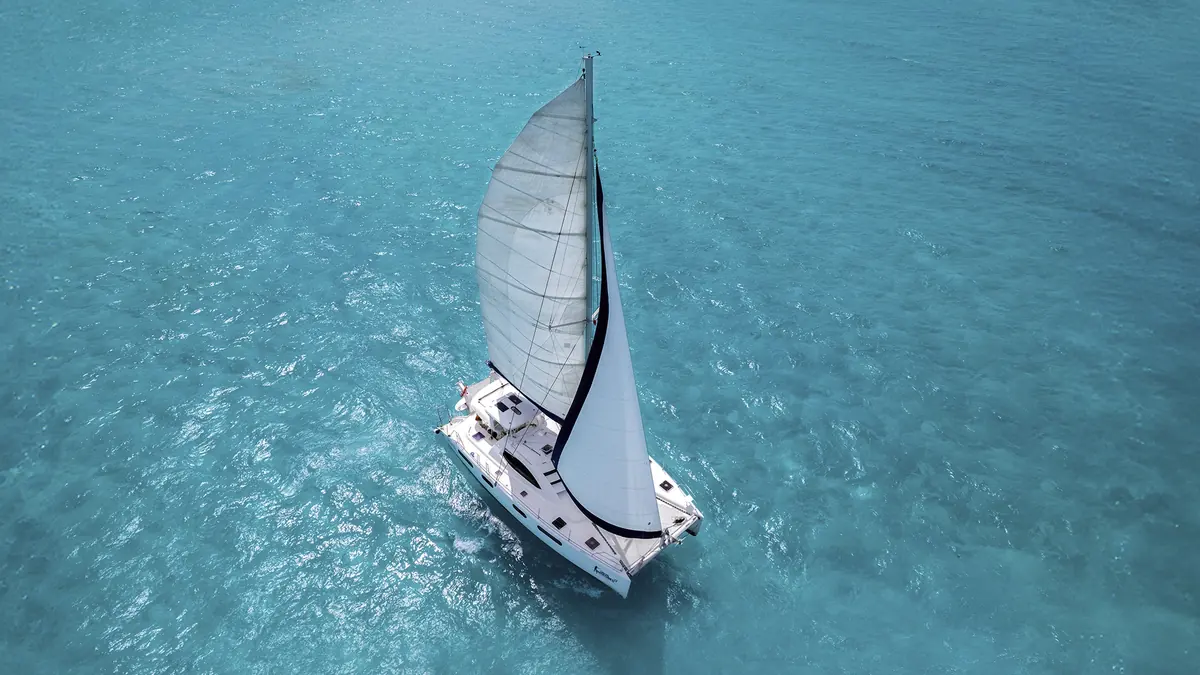 Catamaran Isla Mujeres y Snorkel Riviera Maya