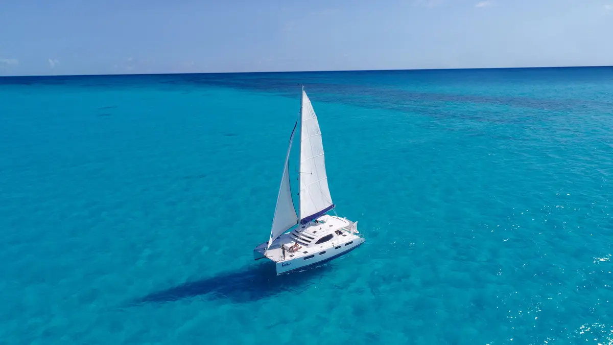 Luxury Sailing Puerto Morelos